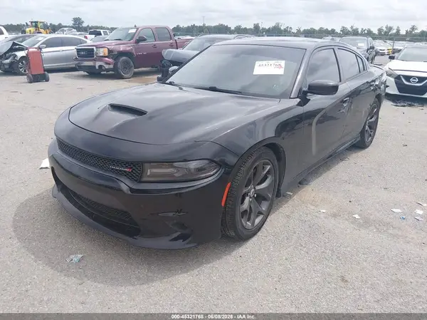 2C3CDXHG3JH218043 2018 DODGE CHARGER - Image 2