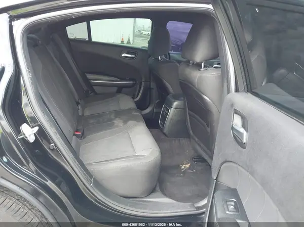 2C3CDXHG3JH218091 2018 DODGE CHARGER - Image 8