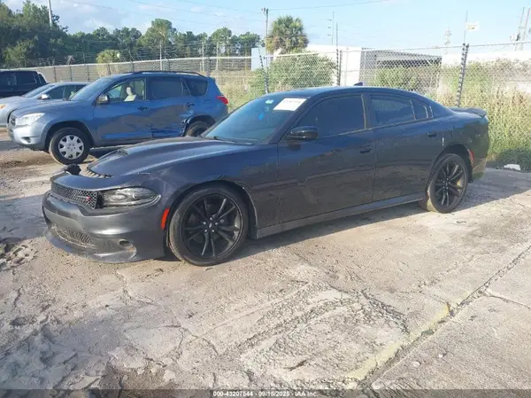 2C3CDXHG3JH230127 2018 DODGE CHARGER - Image 2