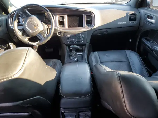2C3CDXHG3JH272944 2018 DODGE CHARGER - Image 8
