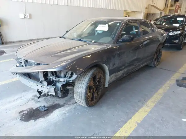 2C3CDXHG3JH273978 2018 DODGE CHARGER - Image 2