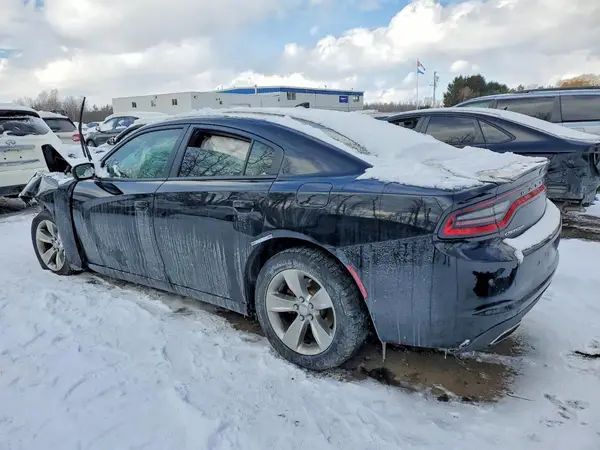 2C3CDXHG3JH277027 2018 DODGE CHARGER - Image 2