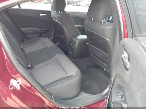 2C3CDXHG3JH306655 2018 DODGE CHARGER - Image 8