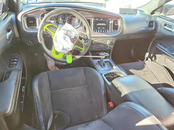 2C3CDXHG3KH559024 2019 DODGE CHARGER - Image 8