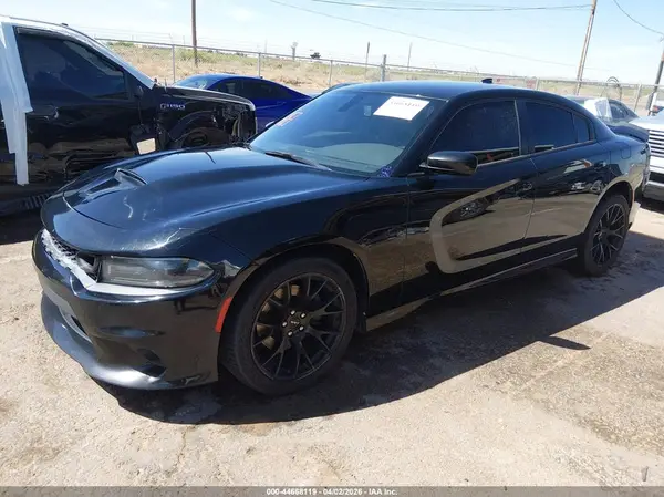 2C3CDXHG3KH583940 2019 DODGE CHARGER - Image 2