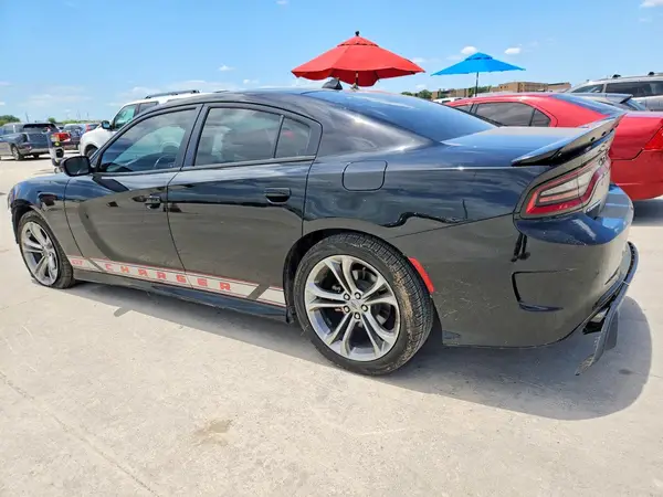 2C3CDXHG3KH585221 2019 DODGE CHARGER - Image 2