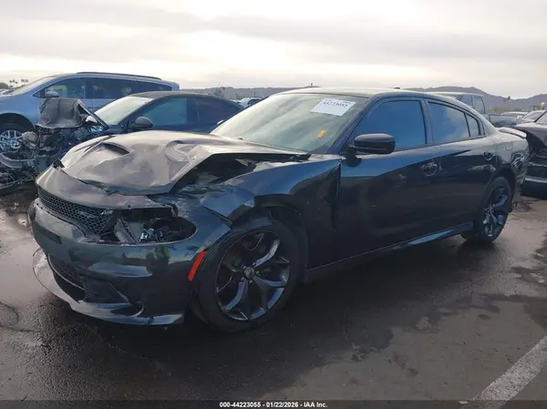 2C3CDXHG3KH589060 2019 DODGE CHARGER - Image 2