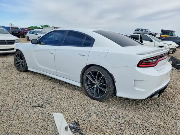 2C3CDXHG3KH589074 2019 DODGE CHARGER - Image 2