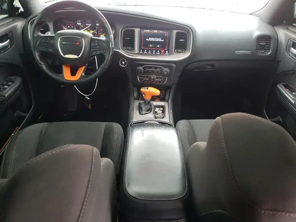 2C3CDXHG3KH658782 2019 DODGE CHARGER - Image 8
