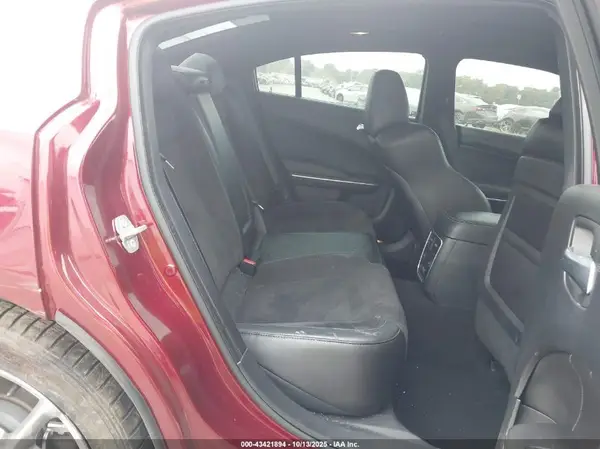 2C3CDXHG3KH659334 2019 DODGE CHARGER - Image 8