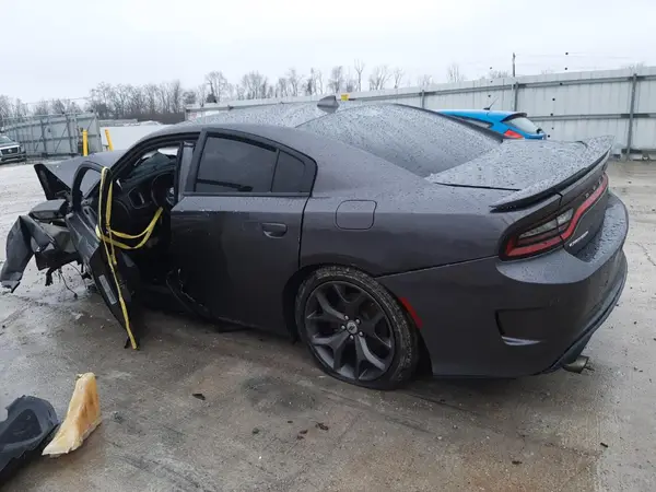 2C3CDXHG3KH672696 2019 DODGE CHARGER - Image 2