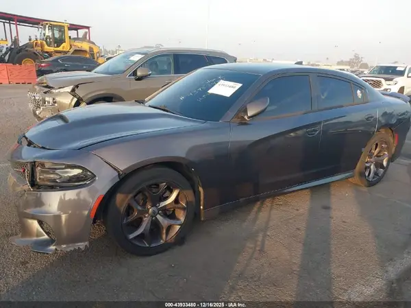 2C3CDXHG3KH674366 2019 DODGE CHARGER - Image 2