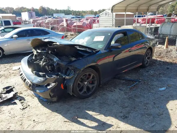 2C3CDXHG3KH678062 2019 DODGE CHARGER - Image 2