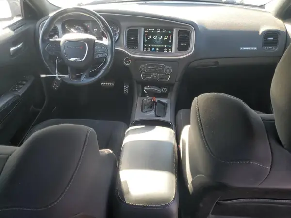 2C3CDXHG3KH714140 2019 DODGE CHARGER - Image 8