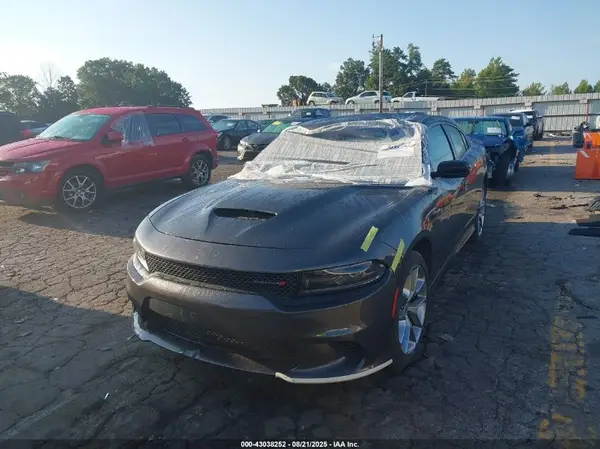 2C3CDXHG3PH529108 2023 DODGE CHARGER - Image 2