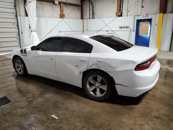 2C3CDXHG4GH126108 2016 DODGE CHARGER - Image 2