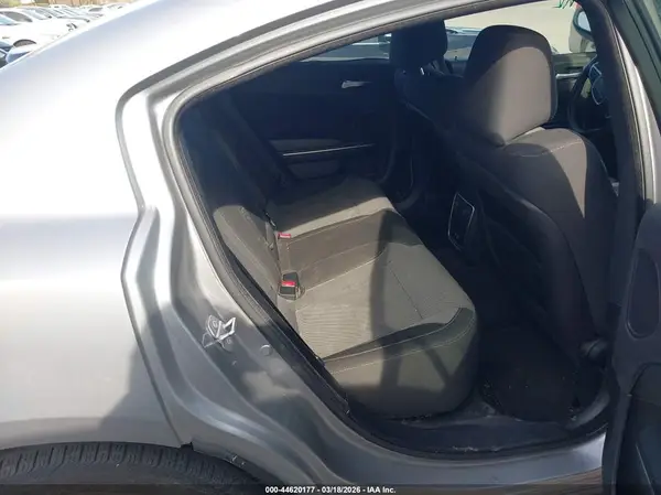 2C3CDXHG4GH132930 2016 DODGE CHARGER - Image 8