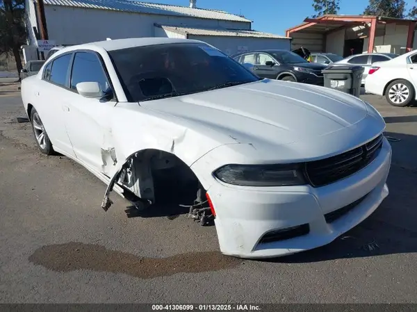 2C3CDXHG4GH196790 2016 DODGE CHARGER - Image 1
