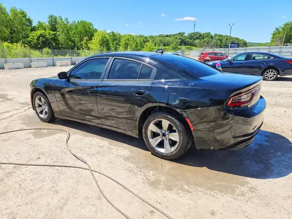 2C3CDXHG4GH257880 2016 DODGE CHARGER - Image 2