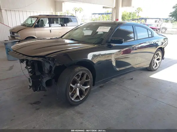 2C3CDXHG4GH258866 2016 DODGE CHARGER - Image 2