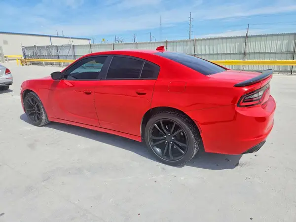 2C3CDXHG4GH276882 2016 DODGE CHARGER - Image 2