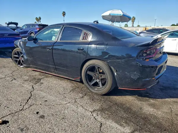 2C3CDXHG4GH302042 2016 DODGE CHARGER - Image 2