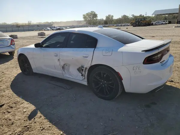 2C3CDXHG4GH307077 2016 DODGE CHARGER - Image 2