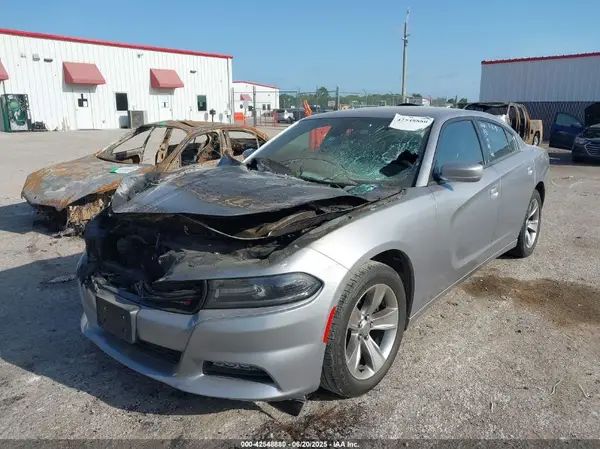 2C3CDXHG4GH323666 2016 DODGE CHARGER - Image 2
