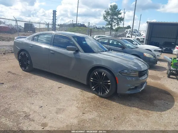 2C3CDXHG4HH523450 2017 DODGE CHARGER - Image 1