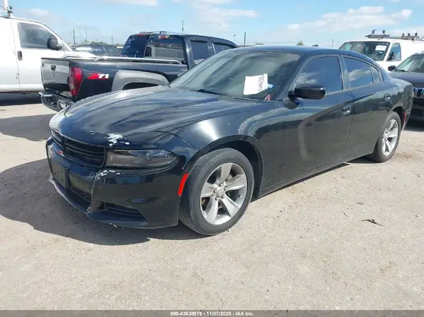 2C3CDXHG4HH569263 2017 DODGE CHARGER - Image 2