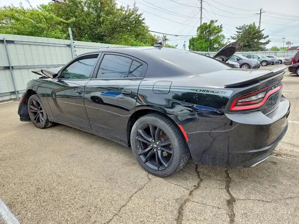 2C3CDXHG4HH634855 2017 DODGE CHARGER - Image 2