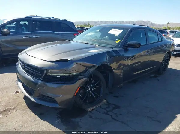 2C3CDXHG4HH667029 2017 DODGE CHARGER - Image 2