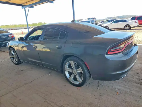 2C3CDXHG4JH119229 2018 DODGE CHARGER - Image 2