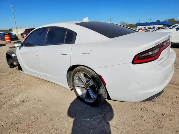 2C3CDXHG4JH119814 2018 DODGE CHARGER - Image 2