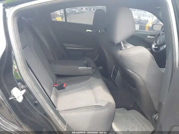 2C3CDXHG4JH122258 2018 DODGE CHARGER - Image 8