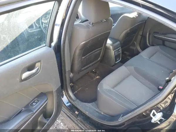 2C3CDXHG4JH125399 2018 DODGE CHARGER - Image 8