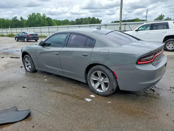 2C3CDXHG4JH133843 2018 DODGE CHARGER - Image 2