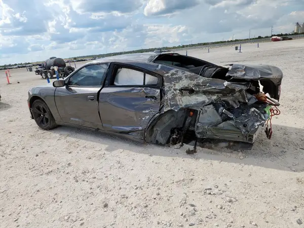 2C3CDXHG4JH140713 2018 DODGE CHARGER - Image 2