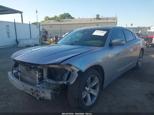 2C3CDXHG4JH153459 2018 DODGE CHARGER - Image 2
