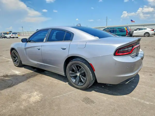 2C3CDXHG4JH156359 2018 DODGE CHARGER - Image 2