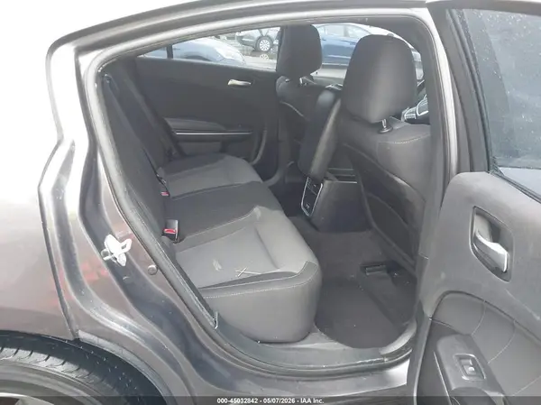 2C3CDXHG4JH156586 2018 DODGE CHARGER - Image 8