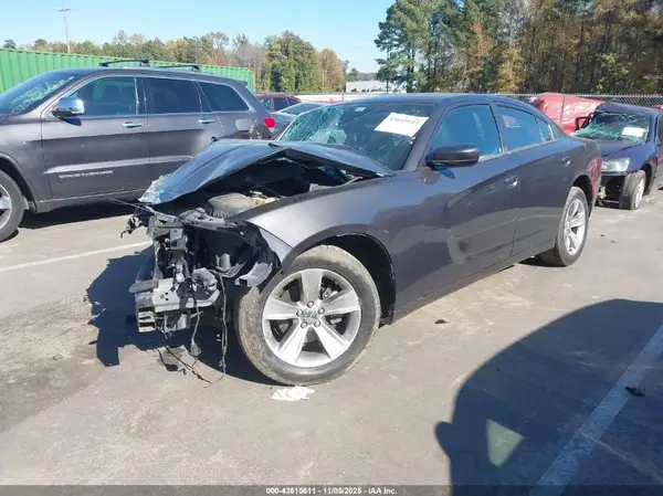 2C3CDXHG4JH176174 2018 DODGE CHARGER - Image 2
