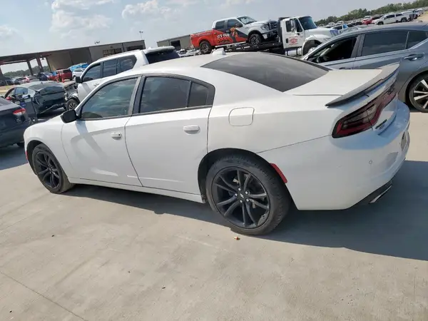 2C3CDXHG4JH197445 2018 DODGE CHARGER - Image 2