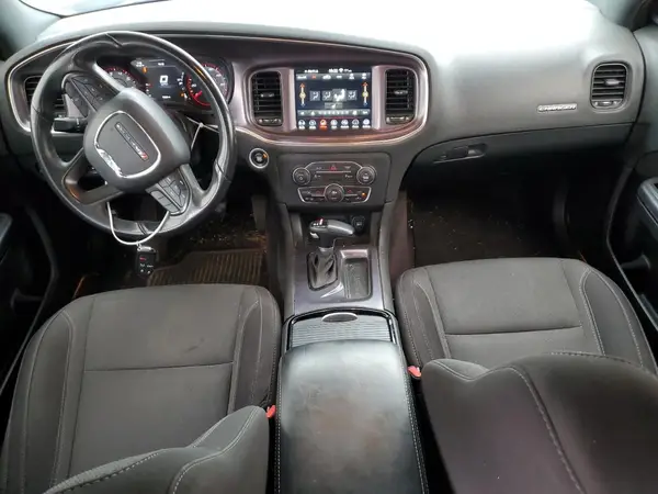 2C3CDXHG4JH313131 2018 DODGE CHARGER - Image 8