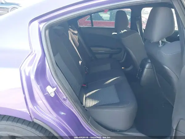 2C3CDXHG4KH545181 2019 DODGE CHARGER - Image 8