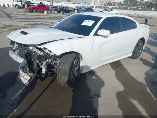 2C3CDXHG4KH608845 2019 DODGE CHARGER - Image 2