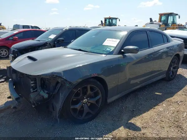 2C3CDXHG4KH691886 2019 DODGE CHARGER - Image 2