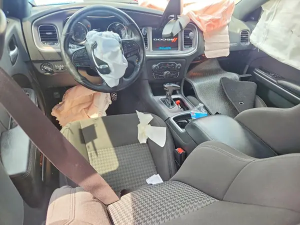 2C3CDXHG4KH700635 2019 DODGE CHARGER - Image 8