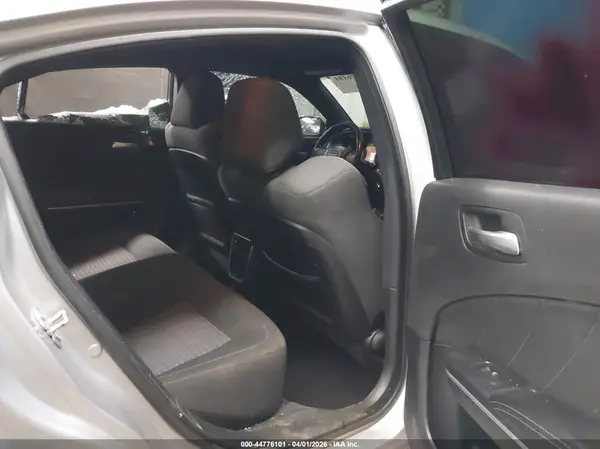 2C3CDXHG4KH730041 2019 DODGE CHARGER - Image 8