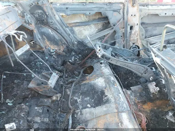 2C3CDXHG4PH697940 2023 DODGE CHARGER - Image 8
